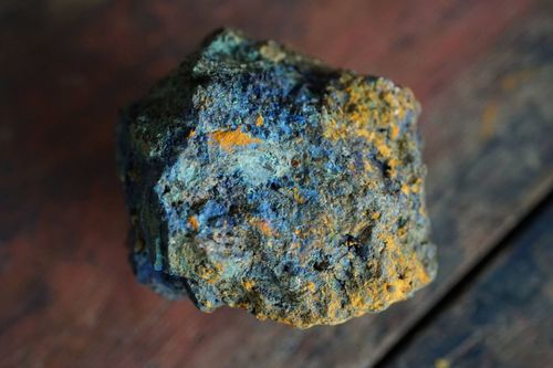 Coloring - mineral color